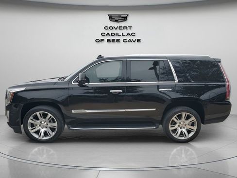 Used 2017 Cadillac Escalade Luxury image 5