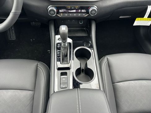 New 2025 Nissan Altima 2.5 SL image 26