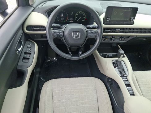 Used 2024 Honda HR-V LX image 11