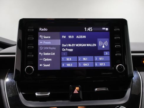 Used 2021 Toyota Corolla SE w/ SE Premium Package FWD image 27