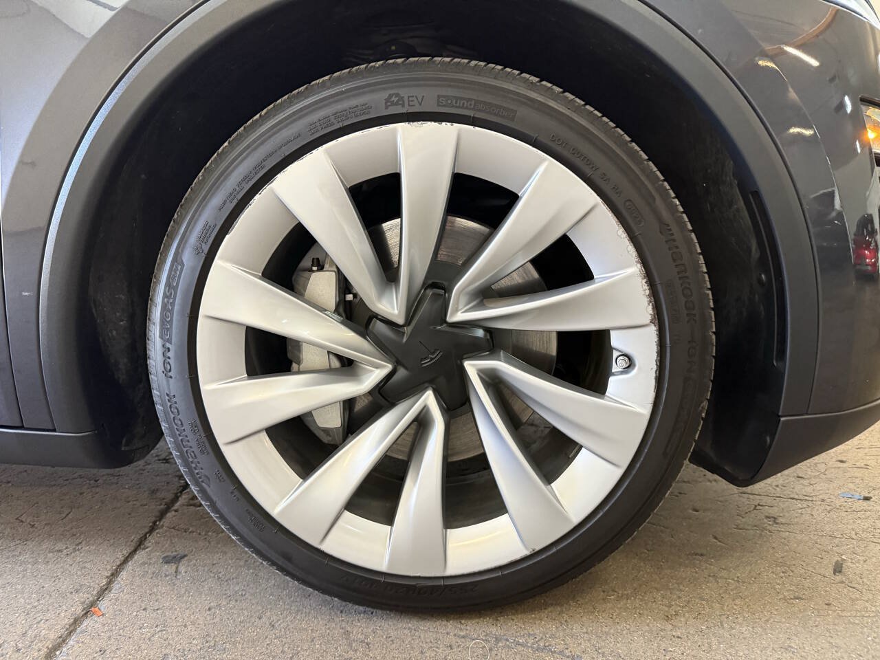 Used 2026 Tesla Model Y Long Range AWD/4WD image 34