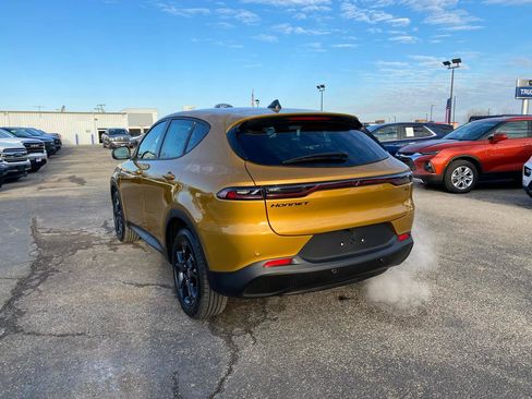 New 2025 Dodge Hornet GT w/ Tech Pack image 7