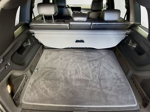 Used 2025 Mercedes-Benz GLB 250 image 24