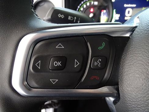 Certified 2025 Jeep Wrangler Unlimited Sahara w/ Safety Group image 7