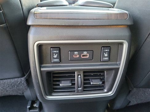 Used 2022 Nissan Murano Platinum w/ Cargo Package image 21