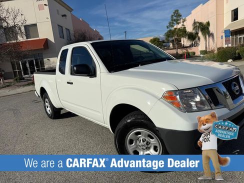 Used 2017 Nissan Frontier S image 2