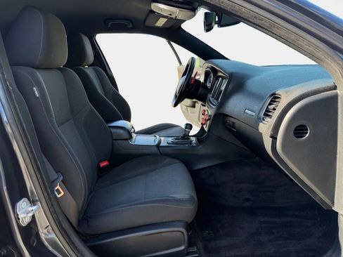 Used 2016 Dodge Charger R/T RWD image 12