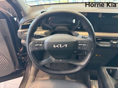 New 2026 Kia EV9 Light RWD image 16