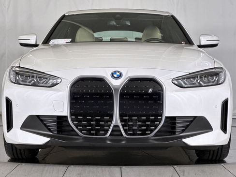 Certified 2023 BMW i4 eDrive35 RWD image 6