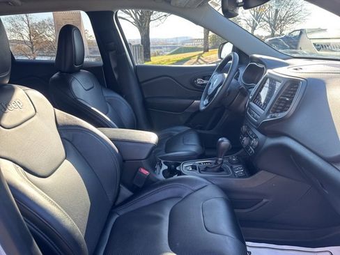 Used 2022 Jeep Cherokee Latitude Lux image 10