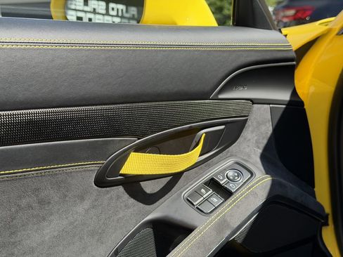 Used 2016 Porsche Cayman GT4 image 28