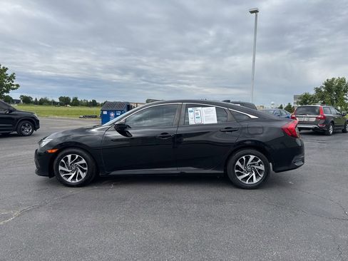 Used 2017 Honda Civic EX image 4