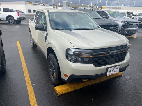 Used 2024 Ford Maverick Tremor w/ Tremor Off-Road Package image 2