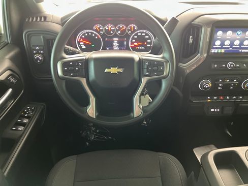 Used 2022 Chevrolet Silverado 1500 Custom w/ Safety Confidence Package image 15