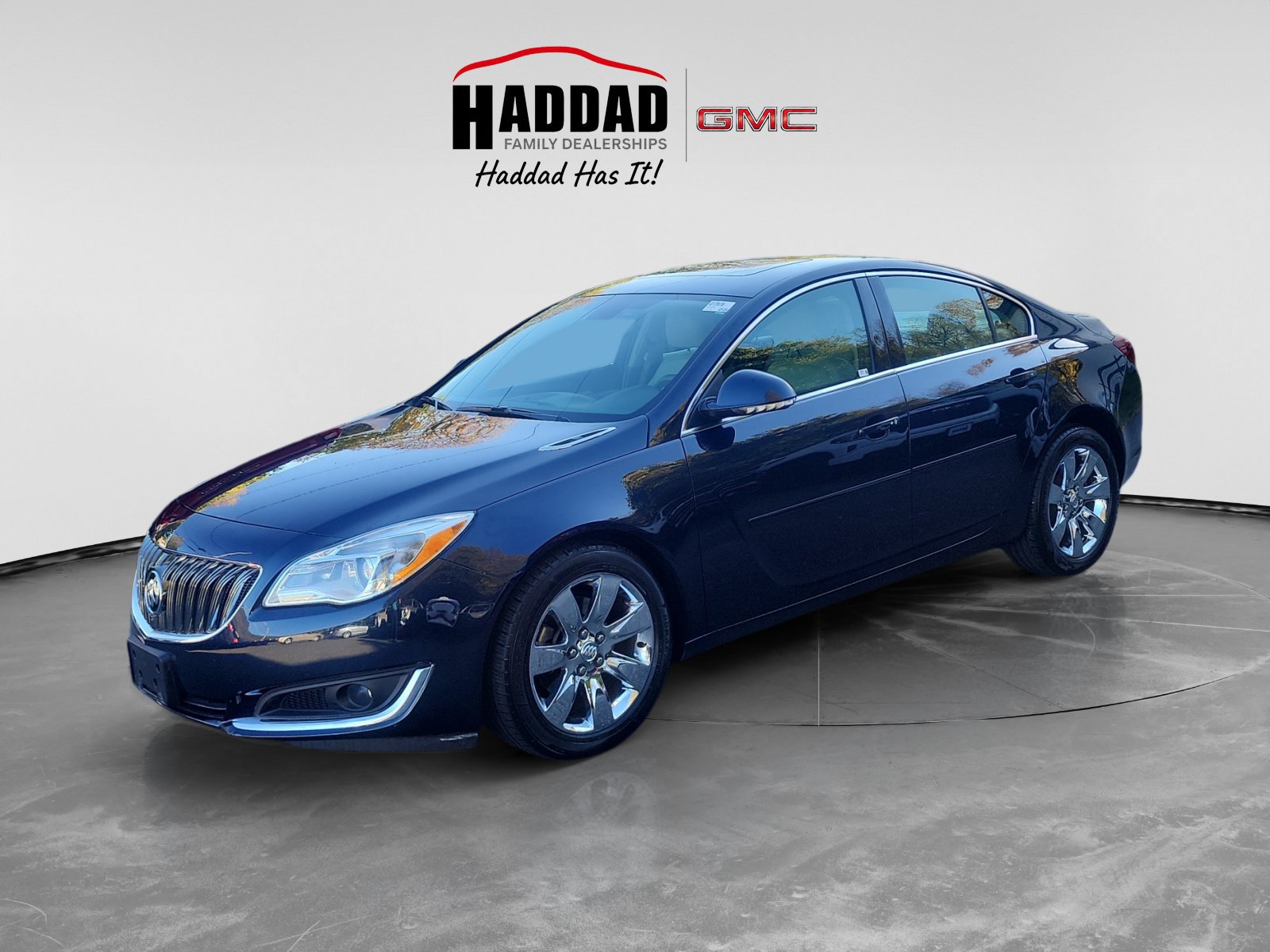 Used 2015 Buick Regal Premium w/ Experience Buick Package FWD image 1
