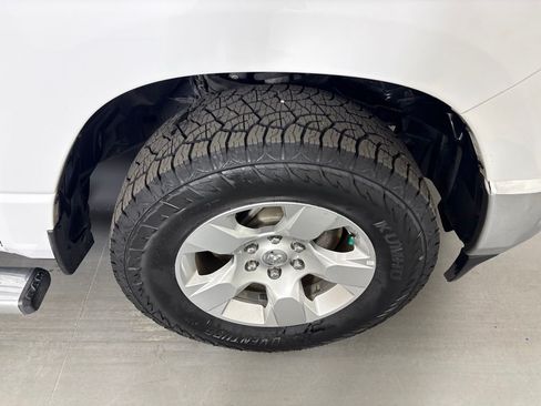 Used 2022 RAM 1500 Big Horn AWD/4WD image 11