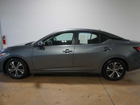 Used 2023 Nissan Sentra SV image 2
