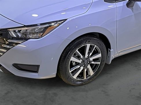 Used 2025 Nissan Versa SV w/ Trunk Package FWD image 7