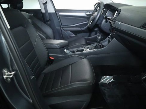Used 2021 Volkswagen Jetta SE w/ SE Cold Weather Package FWD image 34