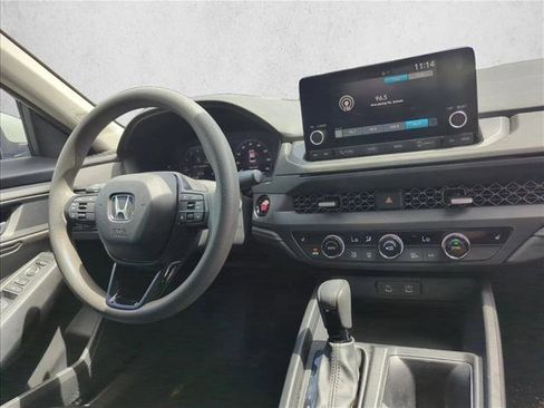 Used 2023 Honda Accord EX image 23