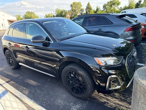 Used 2021 Audi Q5 e Premium w/ Convenience Package AWD/4WD image 4