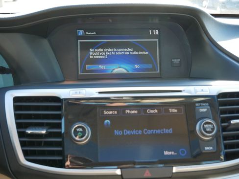 Used 2015 Honda Accord EX-L image 22