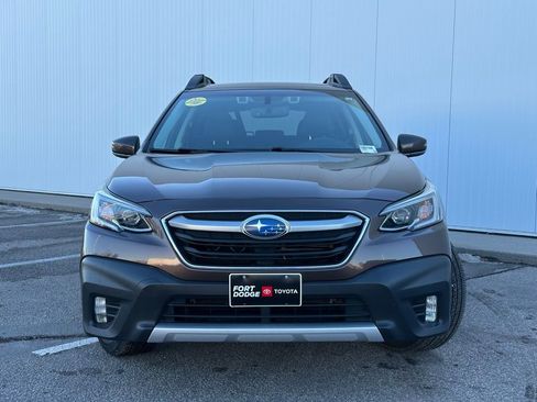 Used 2022 Subaru Outback Limited image 7