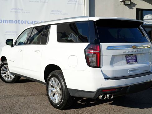 Used 2023 Chevrolet Suburban Premier RWD image 4