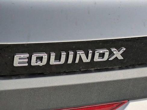 New 2026 Chevrolet Equinox LT image 11