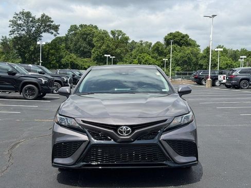 Certified 2021 Toyota Camry SE FWD image 11