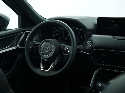 Used 2025 MAZDA CX-70 Plug-In Hybrid w/ Premium Plus image 14