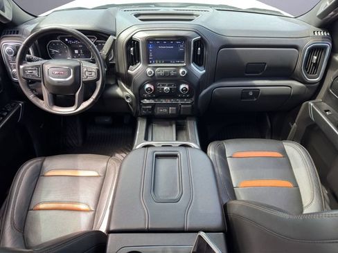 Used 2020 GMC Sierra 1500 AT4 w/ AT4 Premium Package AWD/4WD image 18