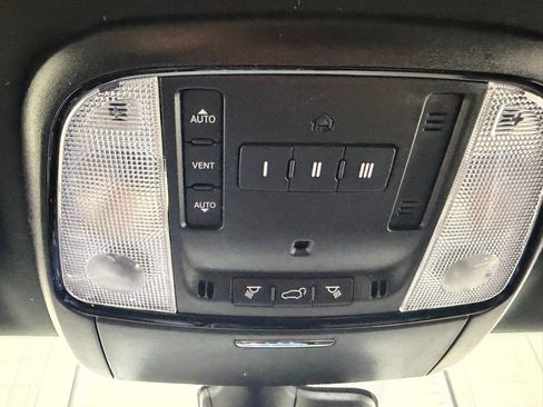 Used 2023 Dodge Durango R/T AWD/4WD image 27