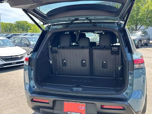 New 2026 Nissan Pathfinder Rock Creek AWD/4WD image 13