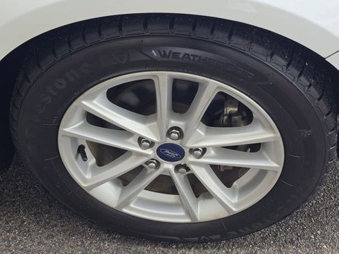 Used 2017 Ford Focus SE image 26