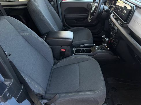 Used 2024 Jeep Wrangler Sport AWD/4WD image 20