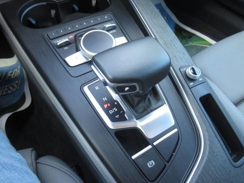 Used 2018 Audi A5 2.0T Prestige image 32