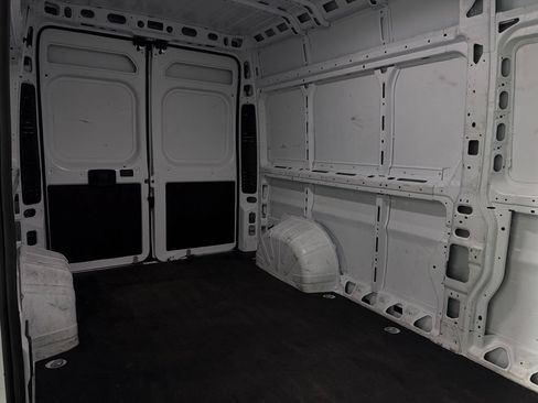 Used 2025 RAM ProMaster 2500 w/ Convenience Group FWD image 26