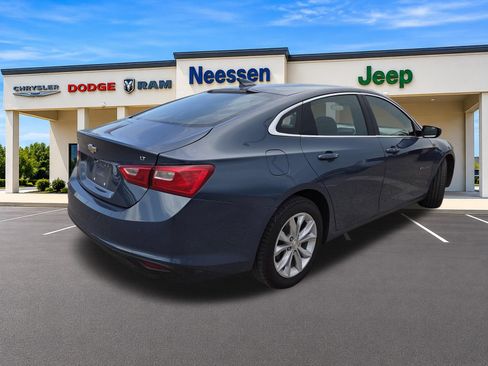 Used 2024 Chevrolet Malibu LT FWD image 7