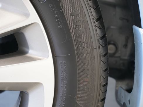 Used 2016 Chevrolet Spark LT image 24