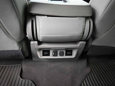Used 2020 Chevrolet Silverado 1500 LT w/ All-Star Edition RWD image 13
