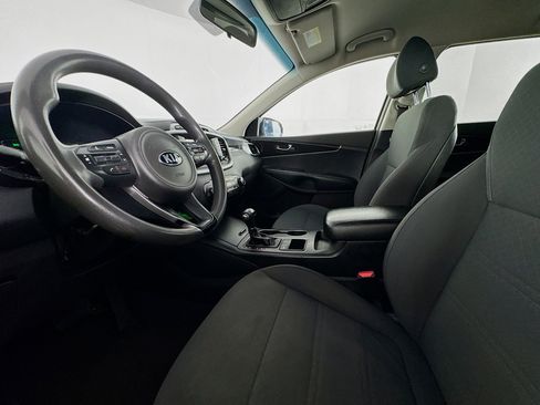 Used 2018 Kia Sorento LX image 20