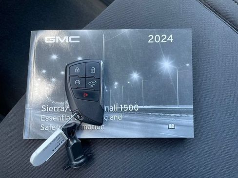 Used 2024 GMC Sierra 1500 Elevation AWD/4WD image 44