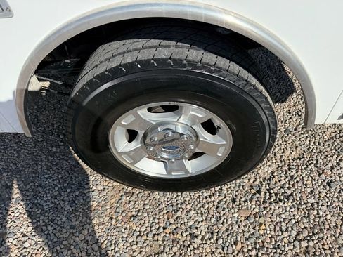 Used 2018 Ford F250 XL w/ Power Equipment Group AWD/4WD image 36