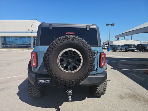 Used 2022 Ford Bronco Wildtrak image 4