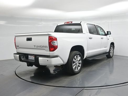 Used 2015 Toyota Tundra Limited w/ Limited Premium Package AWD/4WD image 28