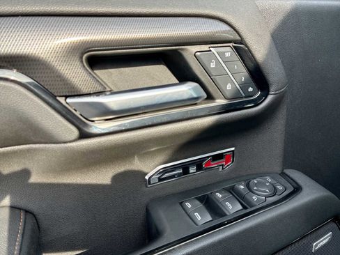 Used 2023 GMC Sierra 1500 AT4 w/ AT4 Premium Package image 24