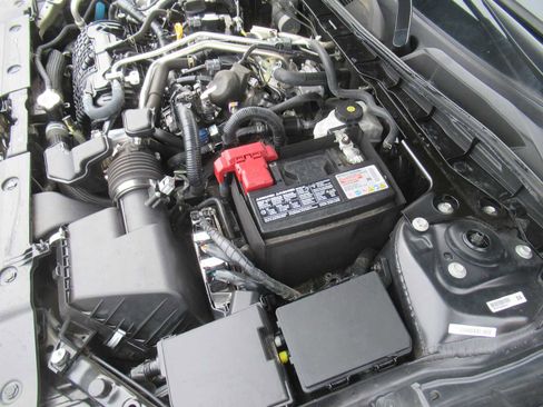 Used 2024 Nissan Altima 2.5 SV w/ SV Premium Package image 14