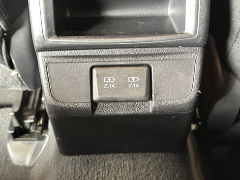 Used 2019 Subaru Legacy 2.5i Premium image 14