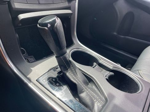 Used 2015 Toyota Camry LE FWD image 5